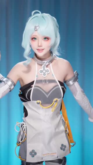 amazing_cosplay.mp4